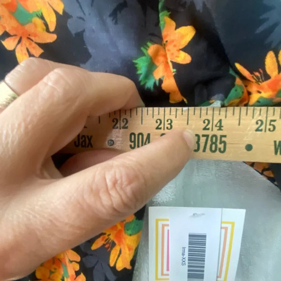 LuLaRoe Irma XXS Floral Print Tunic Top Black Orange Green Polyester Spandex - Picture 3 of 12